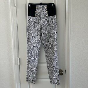 Black & White Paisley Print High-Waisted Pants With Decorative Silver Buttons Si